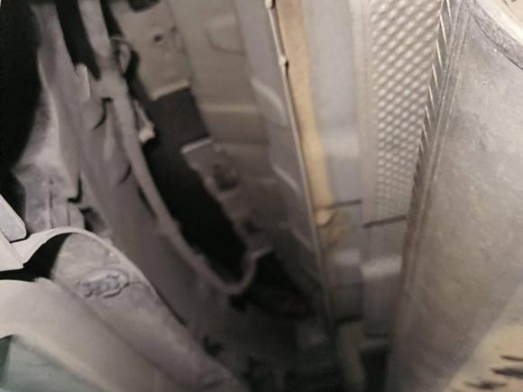 [深圳·粤B] 二手现代途胜2015款 1.6T 双离合两驱领先型