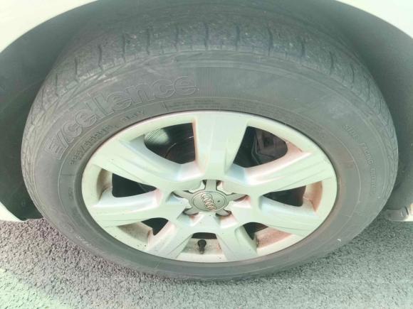 [上海·沪E] 二手奥迪奥迪A4L2012款 2.0 TFSI 自动舒适型
