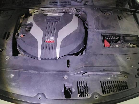 [苏州·苏U] 二手吉利汽车博瑞2015款 1.8T 尊贵型