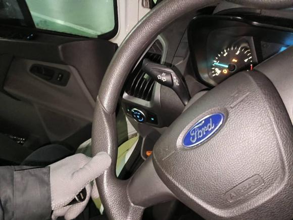 [杭州·浙B] 二手福特全顺2017款 2.0T柴油多功能商用车短轴低顶国V