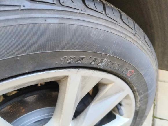 [苏州·苏U] 二手宝骏宝骏7302014款 1.5L 手动豪华型 7座