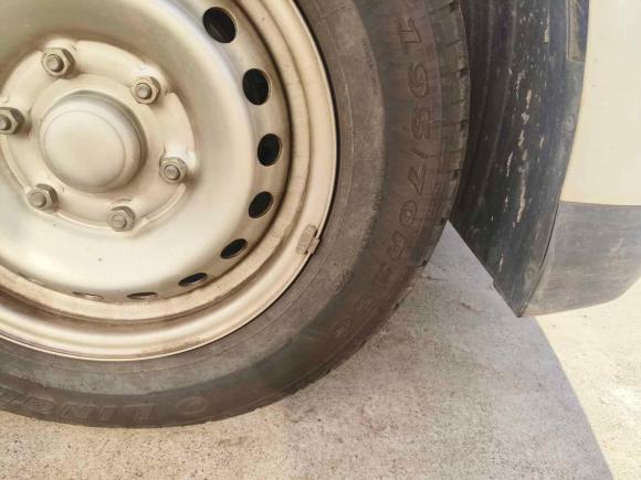 [无锡·苏B] 二手五菱汽车五菱扬光2024款 300km 舒适型客车版 75kW