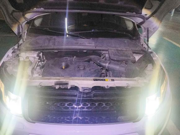 [深圳·粤B] 二手路虎揽胜极光2016款 2.0T SE PLUS 智享版