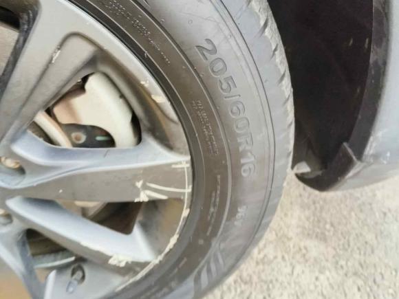 [青岛·鲁B] 二手比亚迪元新能源2018款 EV360 智联炫酷型