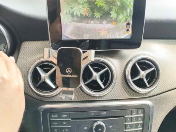 [上海·沪A] 二手奔驰奔驰GLA2016款 GLA 200 动感型