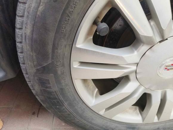 [嘉兴·浙F] 二手凯迪拉克凯迪拉克SRX2015款 3.0L 舒适型