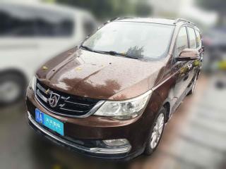 宝骏宝骏7302016款 1.5L 手动舒适型 7座 国V