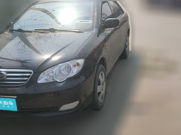 比亚迪比亚迪F32020款 1.5L 手动经典型「济南二手车」「天天拍车」