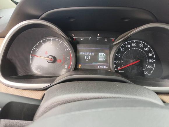 [苏州·苏U] 二手雪佛兰科鲁泽2022款 320 自动悦享天窗版