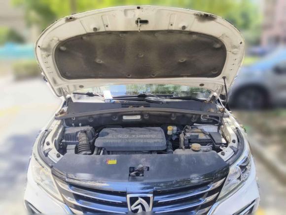 [上海·苏A] 二手宝骏宝骏5602017款 1.5T DCT尊享型