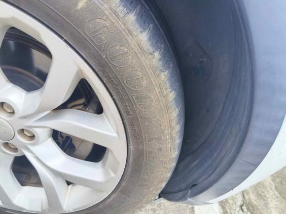 [广州·粤A] 二手路虎发现神行2016款 2.0T HSE