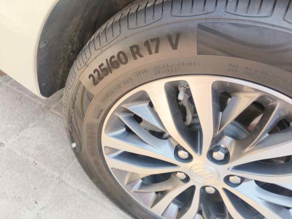 [苏州·苏U] 二手别克别克GL82023款 ES陆尊 舒适型