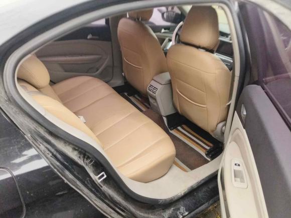 [无锡·苏B] 二手标致标致4082014款 1.8L 自动豪华版