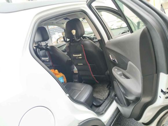 [上海·沪D] 二手别克昂科拉2015款 1.4T 自动两驱都市精英型