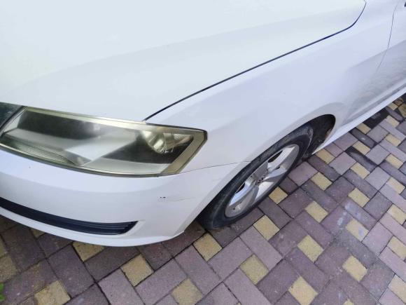 [青岛·鲁B] 二手大众朗逸2013款 改款经典 1.6L 手动风尚版