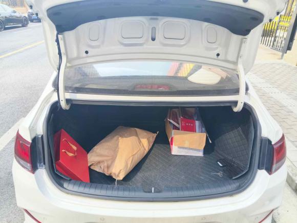 [无锡·苏E] 二手现代悦动2018款 1.6L 自动悦目版GL 国V