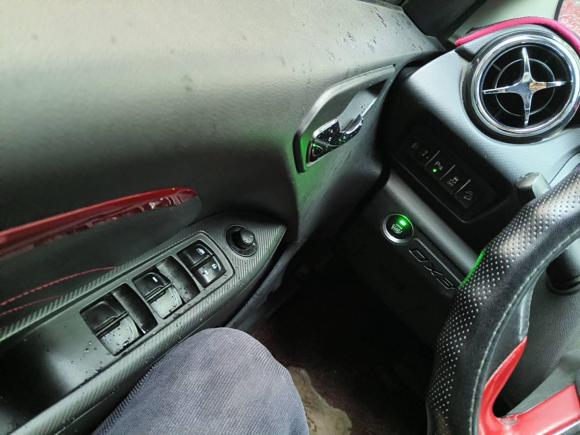 [成都·川R] 二手东南东南DX32018款 1.5T SRG CVT旗舰型