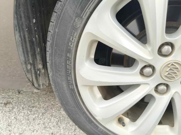 [芜湖·皖B] 二手别克君越2013款 2.4L SIDI豪华舒适型