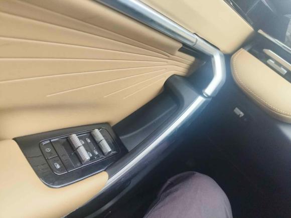 [上海·沪B] 二手吉利汽车博越L2023款 1.5TD DCT豪华型