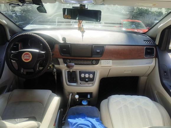 [成都·川A] 二手上汽大通MAXUS大通G102016款 2.0T 自动精英版