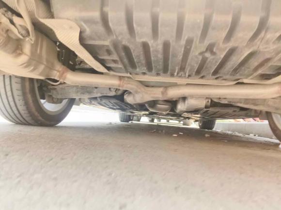 [南京·苏A] 二手奔驰奔驰E级2021款 改款 E 300 L 运动时尚型