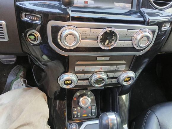 [深圳·粤B] 二手路虎发现2010款 5.0 V8 HSE 汽油版