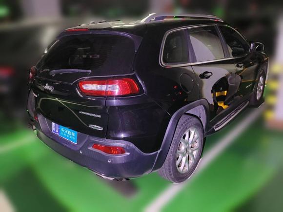 [青岛·鲁U] 二手Jeep自由光2016款 2.4L 领先版