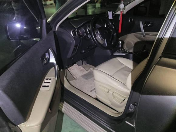 [成都·川A] 二手日产逍客2010款 20XFOUR 龙 CVT 4WD