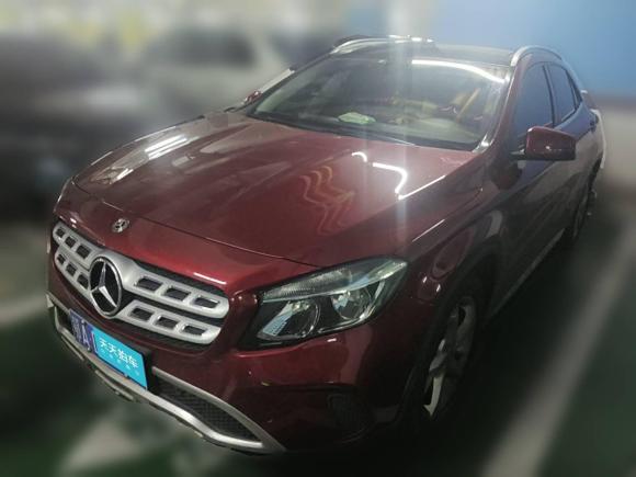 奔驰奔驰GLA2018款 GLA 200 动感型「武汉二手车」「天天拍车」