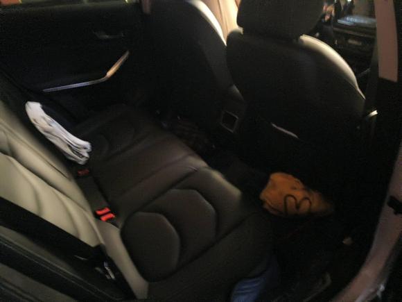 [武汉·鄂A] 二手一汽森雅R92018款 1.2T 手动豪华智尚型