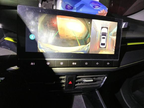 [上海·鄂D] 二手荣威荣威i52021款 1.5L CVT钻石版