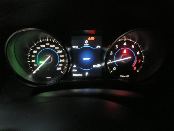 [嘉兴·赣G] 二手捷豹捷豹XFL2017款 XFL 2.0T 200PS 豪华版