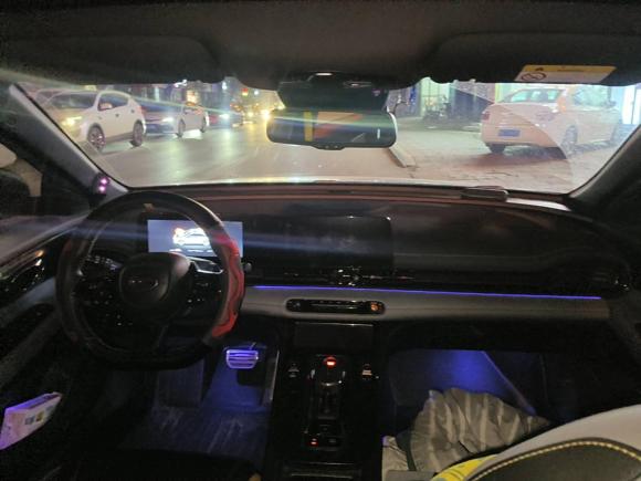 [青岛·鲁B] 二手广汽传祺影豹2021款 270T DCT J16版