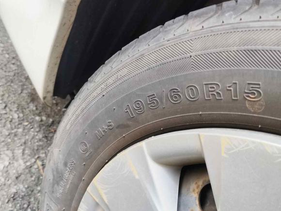 [上海·蒙B] 二手丰田花冠2013款 1.6L 手动卓越版