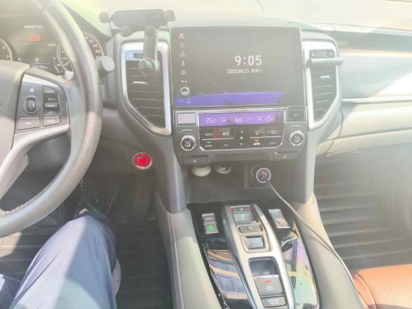 [广州·粤A] 二手本田本田UR-V2017款 370TURBO 两驱尊贵版 国V