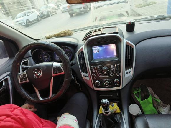 [南通·苏F] 二手江铃驭胜S3502013款 2.4T 手动两驱柴油豪华版5座