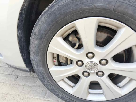 [上海·川A] 二手别克别克GL82014款 3.0L GT豪华商务豪雅版