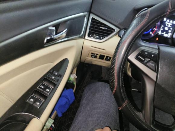 [义乌·鄂A] 二手长安逸动2016款 1.6L 自动风尚型