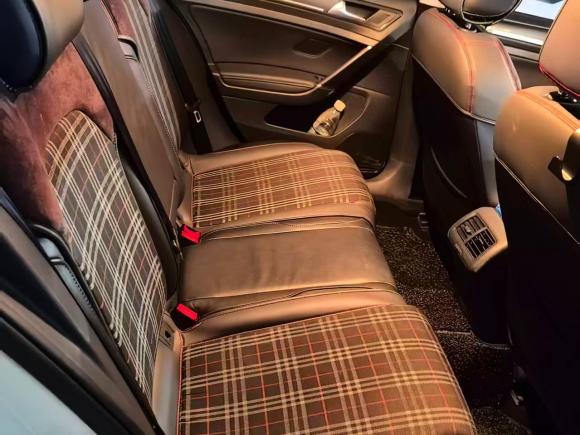 [广州·粤A] 二手大众高尔夫2018款  230TSI 自动豪华型