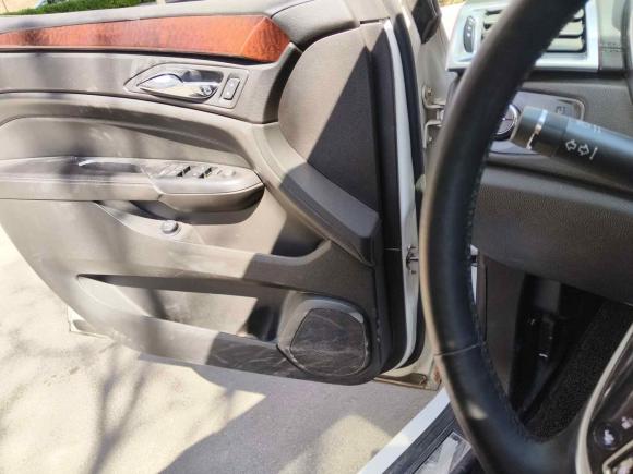 [济南·鲁A] 二手凯迪拉克凯迪拉克SRX2012款 3.0L 领先型