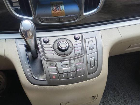 [青岛·鲁B] 二手别克别克GL82013款 2.4L CT豪华商务舒适版