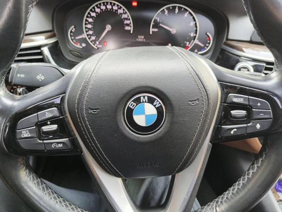 [广州·粤A] 二手宝马宝马5系2018款 528Li 上市特别版