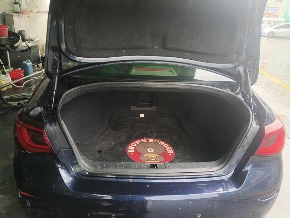 [上海·沪B] 二手英菲尼迪英菲尼迪Q702015款 Q70L 2.5L 精英版