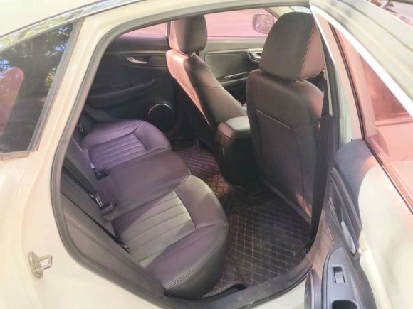 [苏州·苏U] 二手奔腾奔腾B502019款 1.4T 自动精英型