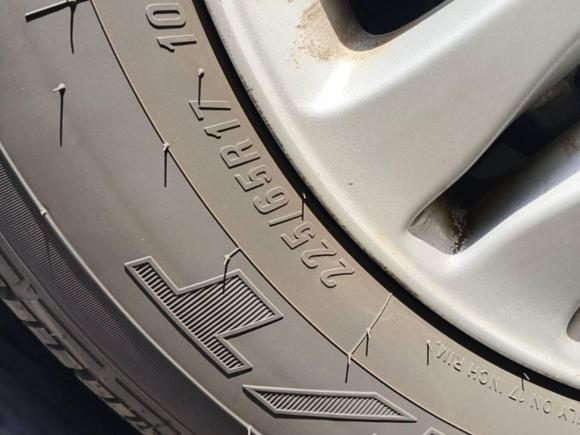 [上海·苏F] 二手本田本田CR-V2010款 2.4L 自动四驱豪华版