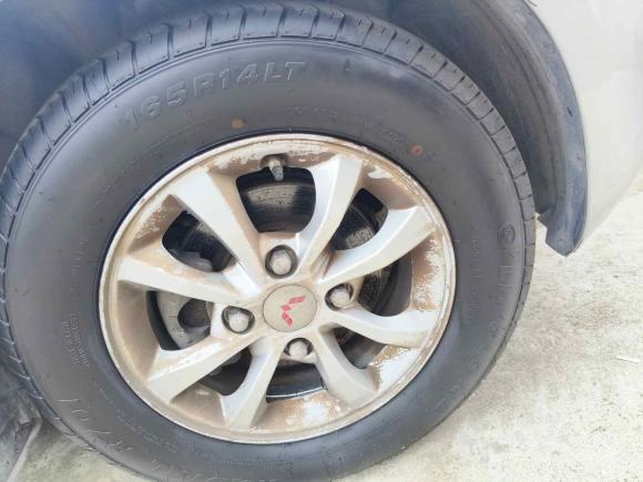 [上海·沪J] 二手五菱汽车五菱宏光V2019款 1.5L基本型国VI LAR