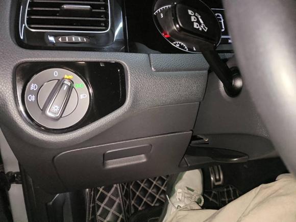 [深圳·粤B] 二手大众高尔夫2014款 1.4TSI 自动旗舰型