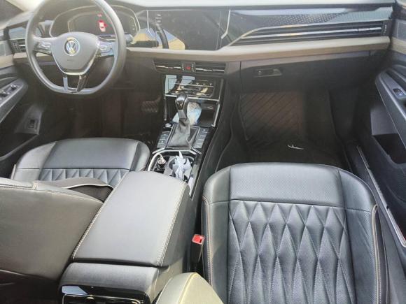 [青岛·鲁B] 二手大众帕萨特2021款 330TSI 豪华版