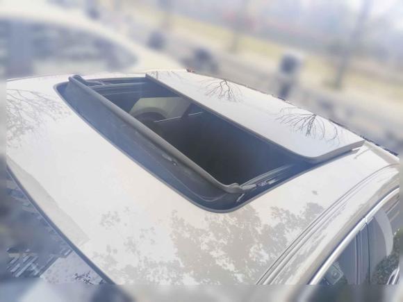 [南京·苏A] 二手沃尔沃沃尔沃S602022款 B4 智逸豪华版