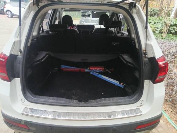 [上海·苏H] 二手哈弗哈弗H62015款 运动版 1.5T 自动两驱豪华型